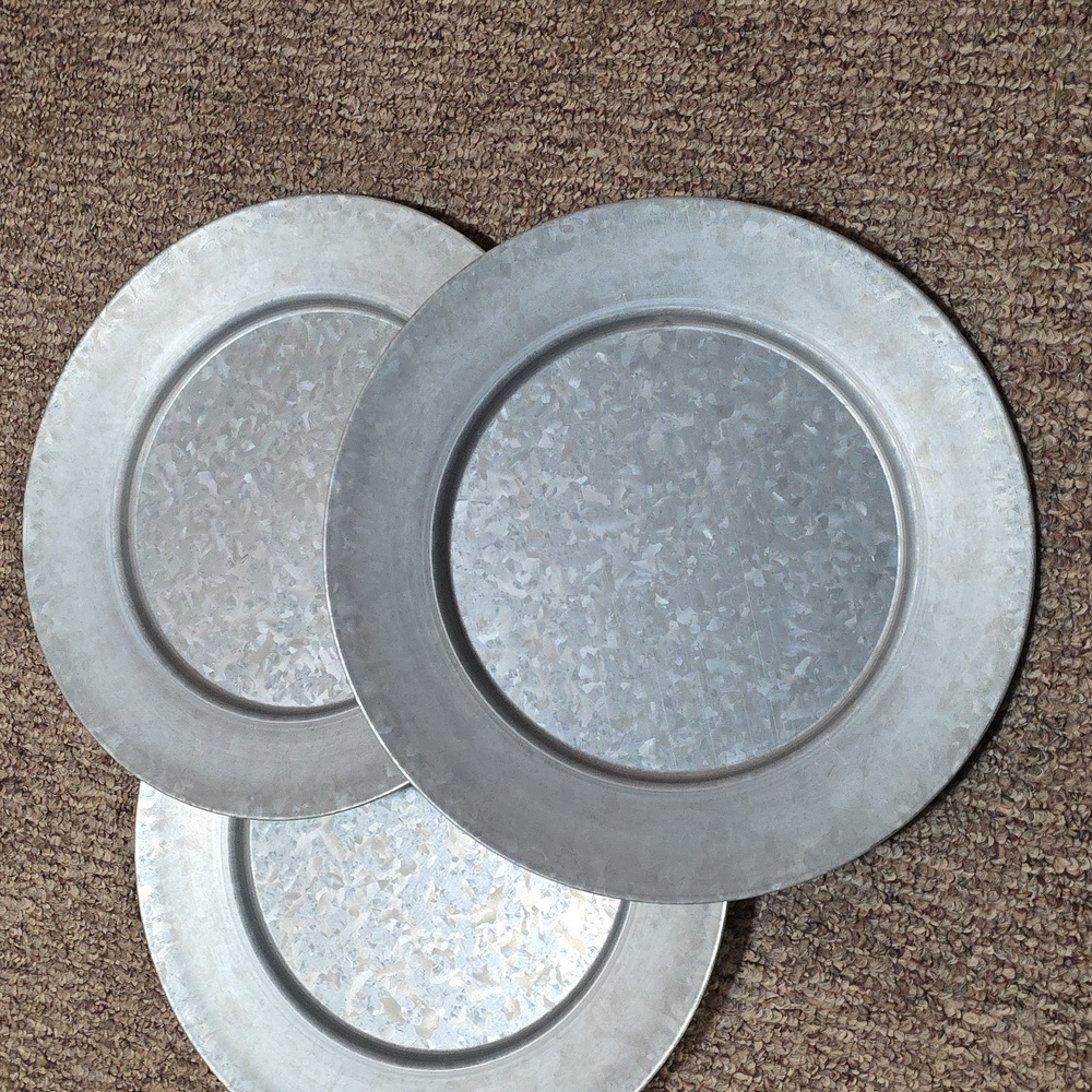 Set of 3 Galvanized Plates